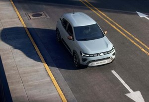 Dacia Spring aumenta potência e reforça mecânica sem mexer no preço