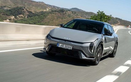 Kia EV4: eficaz na cidade, divertido na estrada