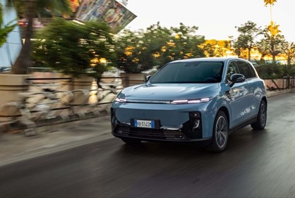 Leapmotor B10 ''ataca'' C-SUV rivais pela tecnologia... e pelo preço!