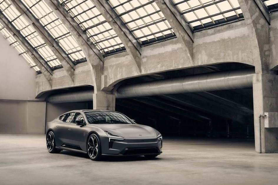 Polestar 5 já é ''estrela'' de cinema