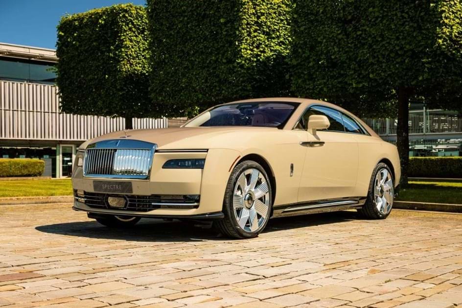 Rolls-Royce Spectre Bailey: ''eléctrico'' único para o ''patudo'' lá de casa
