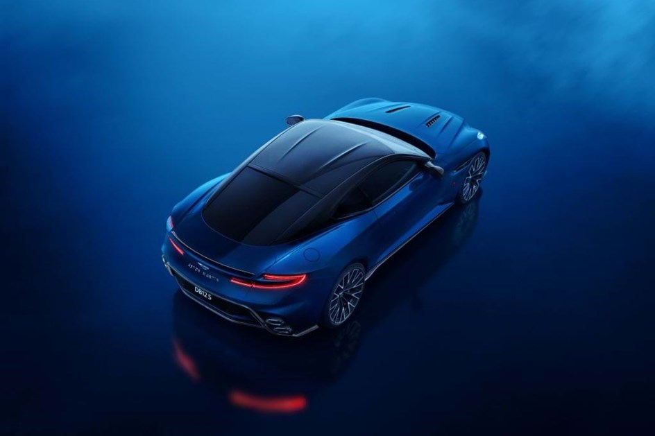 Potência exclusiva: Aston Martin DB12 S elevado aos 700 cv