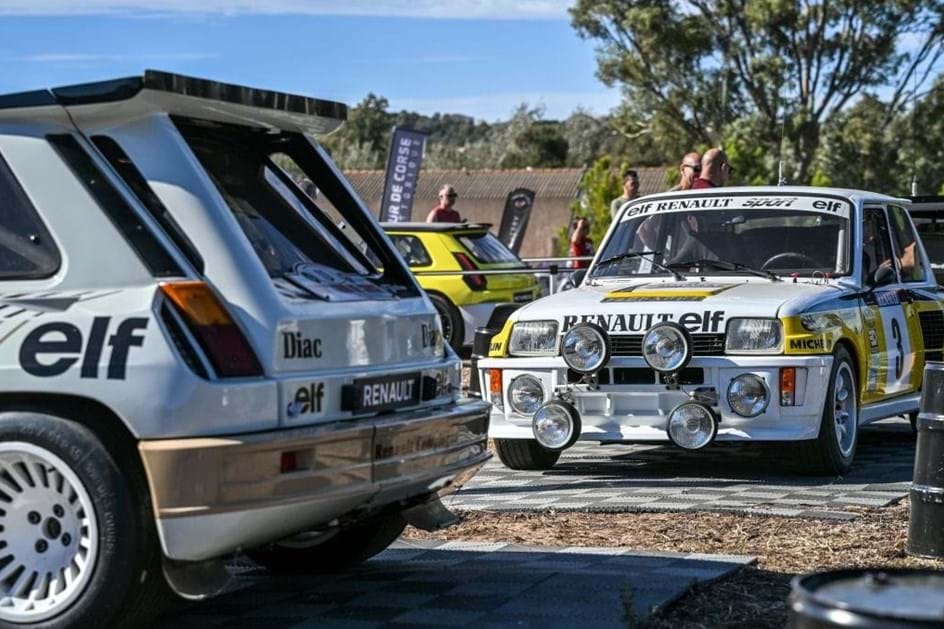 Renault 5 Turbo 3E em derrapagem total no Tour de Corse Historique