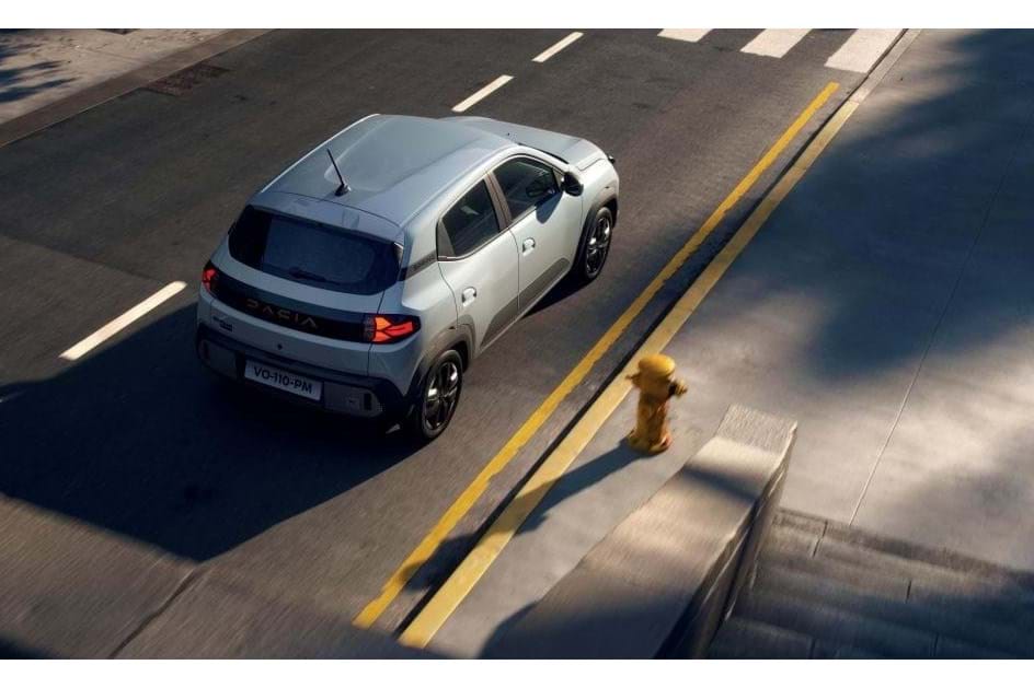 Dacia Spring aumenta potência e reforça mecânica sem mexer no preço