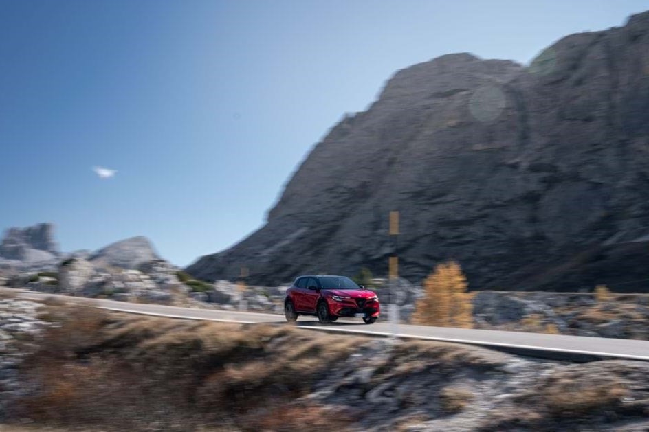 Alfa Romeo Junior mais exclusivo com série Sport Speciale