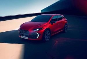 Novo Renault Clio abre encomendas; saiba todos os preços