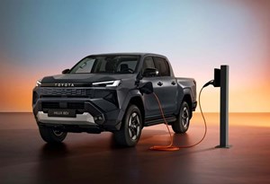 Nova Toyota Hilux é eléctrica sem abdicar do 'turbodiesel' híbrido