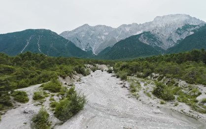 Porsche Cayenne Electric estreia-se com 1.156 cv delirantes