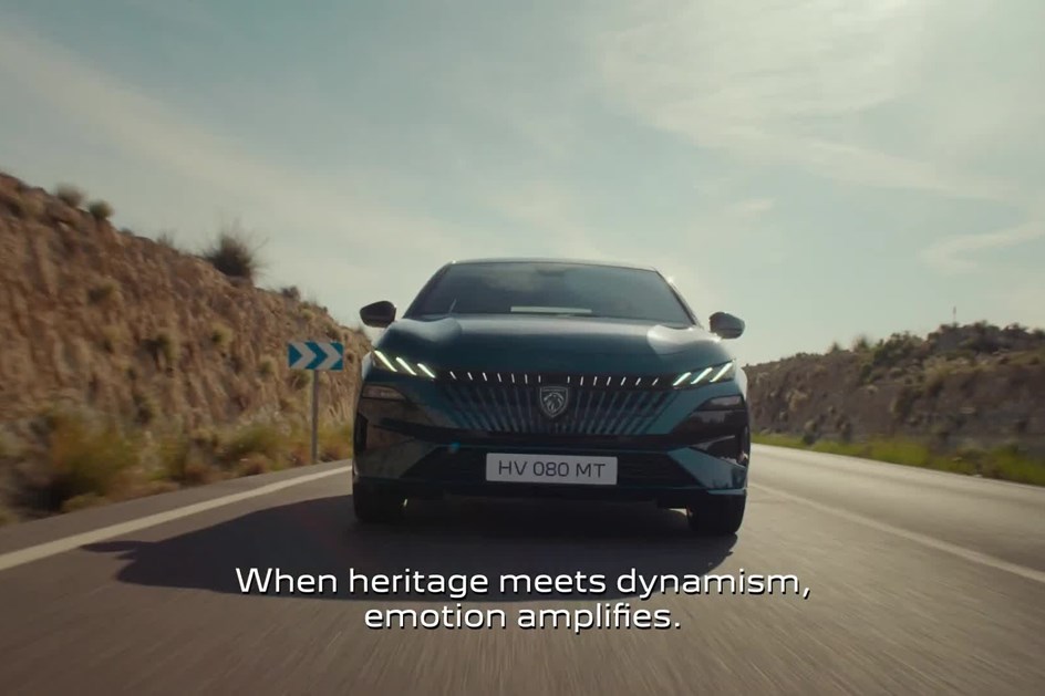 Peugeot 308 faz apresentação mundial nas estradas portuguesas