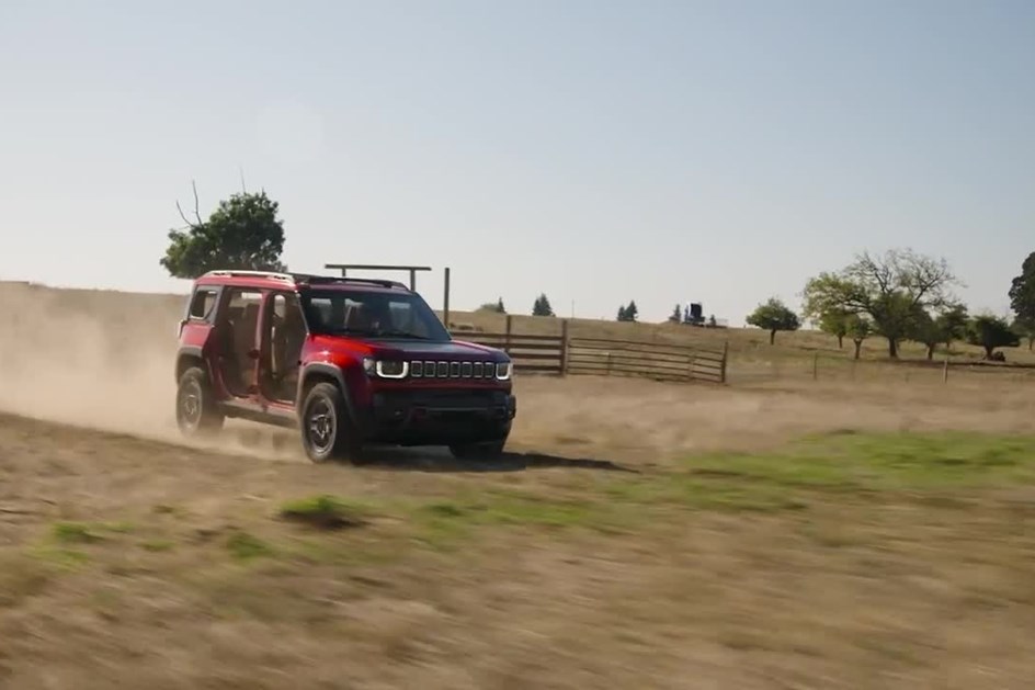 Jeep Recon ''copia'' Wrangler para o 'off-road' eléctrico
