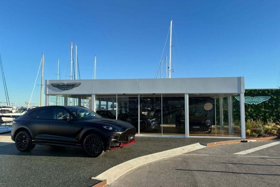 Aston Martin inaugura boutique de luxo na marina de Cascais