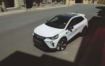 Mitsubishi Grandis segue passos ''familiares'' do Renault Symbioz