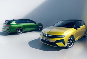 Renovação luminosa para o Opel Astra; ''eléctrico'' passa dos 450 km