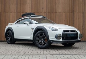 Nissan GT-R inédito: quando o Godzilla é ''atirado'' à lama…