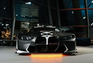 BMW M4 GT3 EVO salta da pista para o mundo dos videojogos