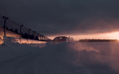 Bentley Flying Spur Speed tem novo recorde… a acelerar no gelo!