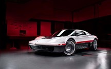 Bertone Runabout reinventa modernidade em modo retrofuturista