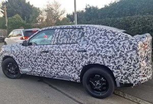 Novo Fiat Fastback (ou será Giga Panda?) já foi apanhado na ''rede''