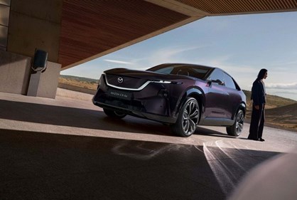 Mazda CX-6e estreia-se com a ousadia de querer ser diferente