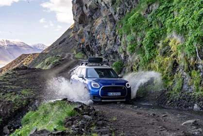 Mini Countryman actualiza-se para passar os 500 km eléctricos