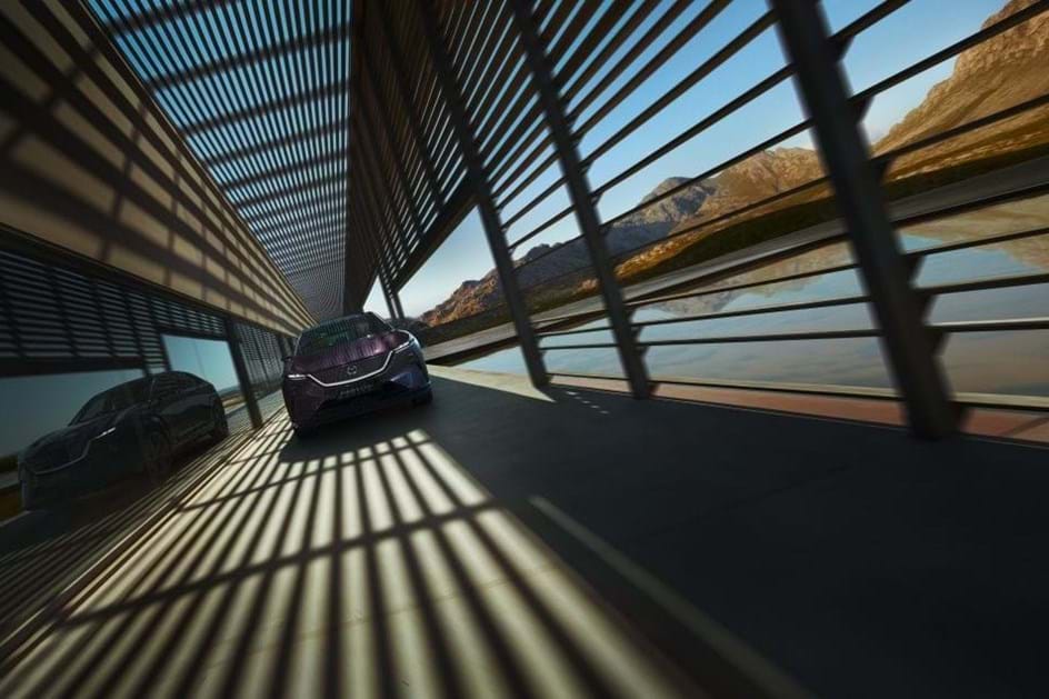 Mazda CX-6e estreia-se com a ousadia de querer ser diferente