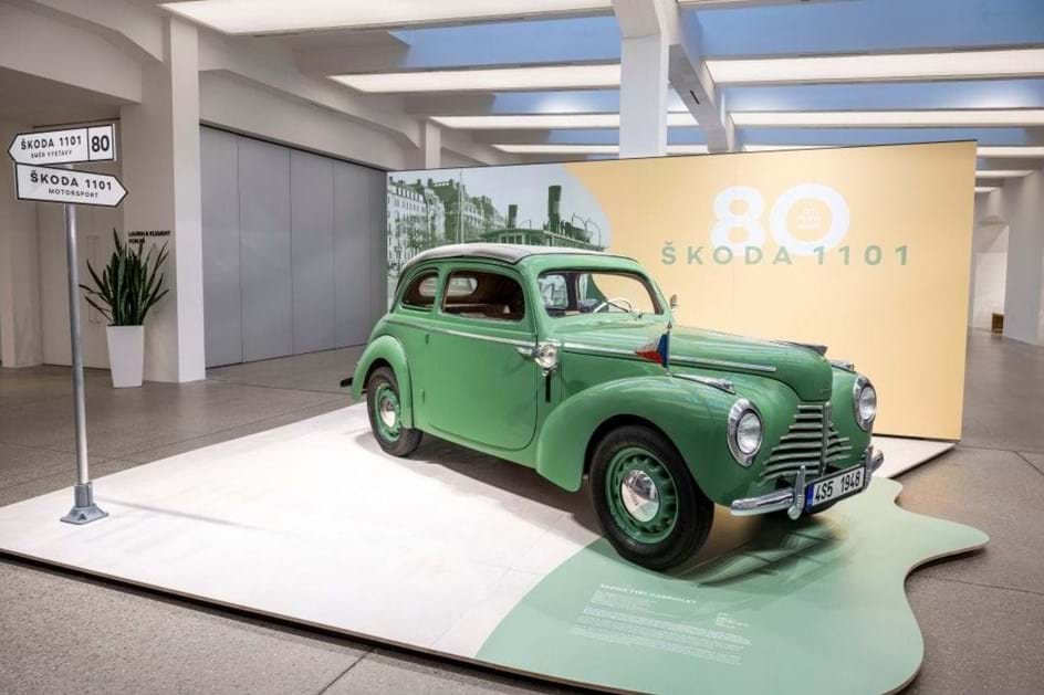 1101 'Tudor': Skoda festeja 80 anos do primeiro modelo pós-guerra