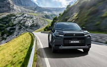 Novo Suzuki Across segue mesmos passos do Toyota RAV4