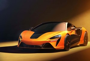 McLaren festeja Mundial de Construtores de F1 com Artura Spider único