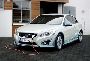 Como o tempo passa: Volvo recorda C30 Electric na jornada até ao EX30