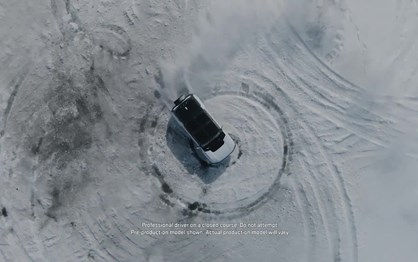 GMC Hummer EV já anda de lado… a deixar super carros para trás!