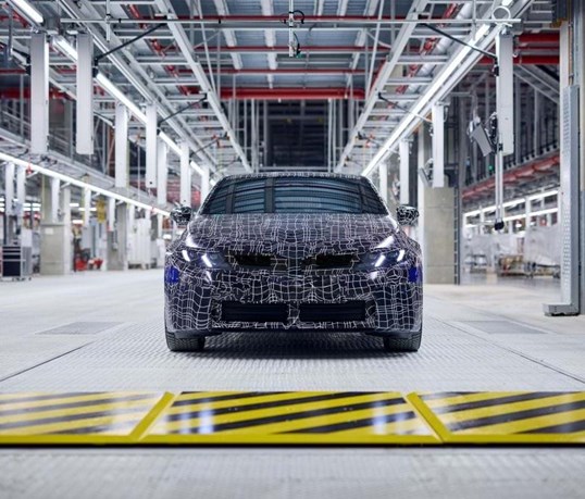 BMW i3 arranca pré-produção; modelo de estrada só em 2027