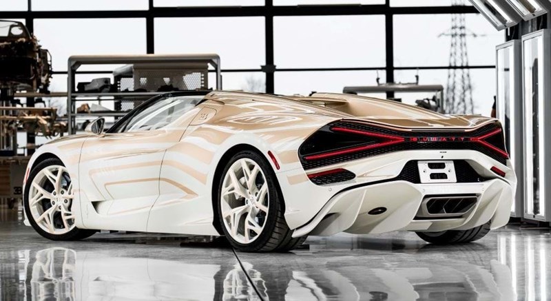 La Perle Rare: Bugatti W16 Mistral ''transfigura-se'' numa joia milionária