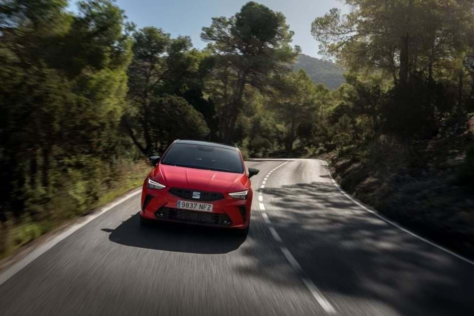 Ibiza e Arona em estreia nacional ao som do hino oficial da Seat