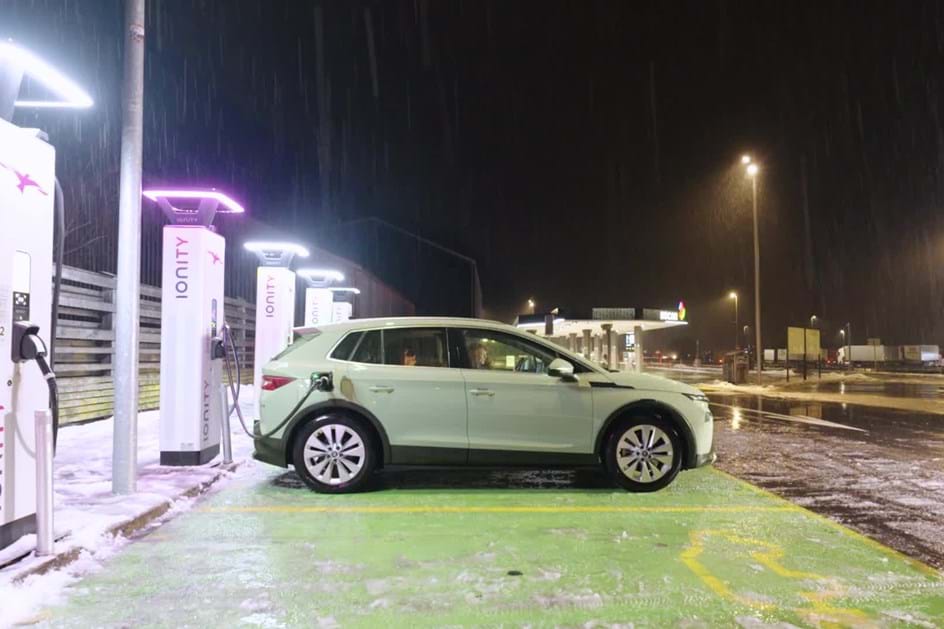 Novas aplicações: Skoda reforça infoentretenimento dos Elroq e Enyaq