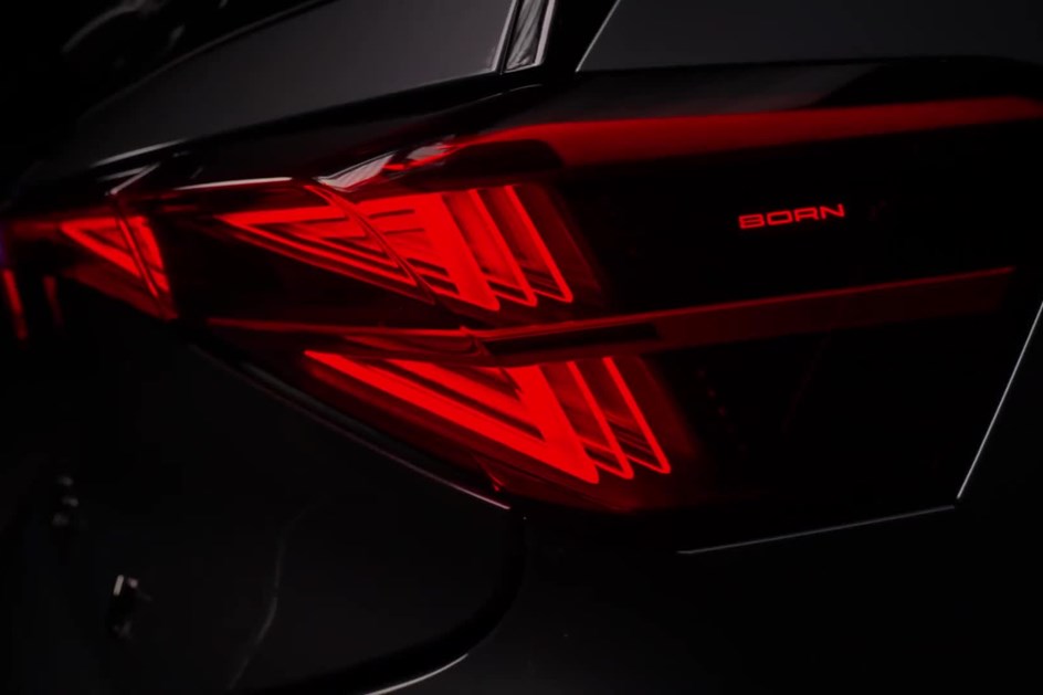 Cupra Born actualizado quase a estrear: o que muda?