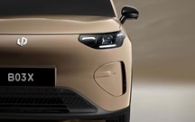 Leapmotor B03X mostra habitáculo moderno e espaçoso