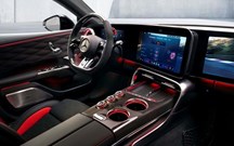 Mercedes-AMG mostra interior sublime do GT Coupé 4 portas