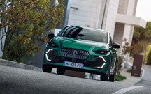 ''Guerra'' aos preços da gasolina e gasóleo: Renault reforça oferta GPL com novo motor Eco-G 120