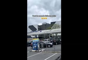 Guerra no Irão: em França já se acelera para atestar o depósito de combustível