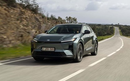 Reservas só 'online': Toyota C-HR+ já tem preço definido