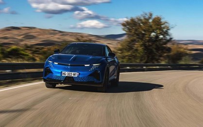 Pelo gozo da condução desportiva: Alpine A390 abre encomendas