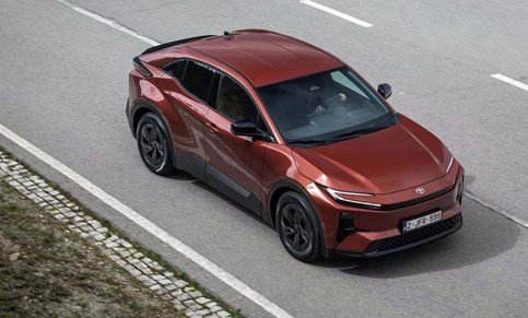 Toyota C-HR+ abre encomendas; todos os preços do SUV eléctrico