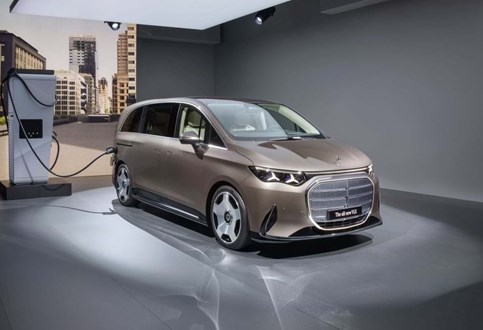 Mercedes-Benz VLE assume luxo do Classe S em formato XXL