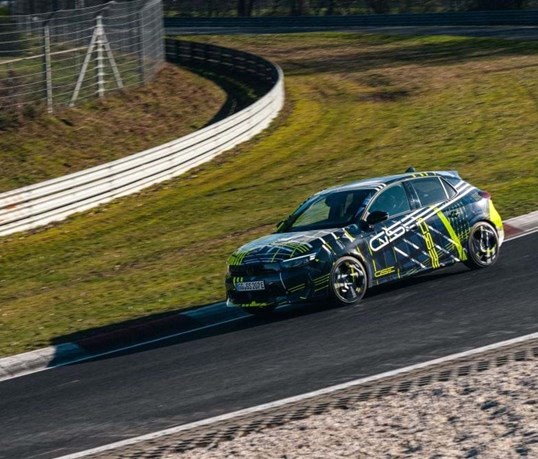 Opel Corsa GSE conclui ensaios dinâmicos no ''inferno verde" de Nürburgring