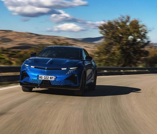 Pelo gozo da condução desportiva: Alpine A390 abre encomendas