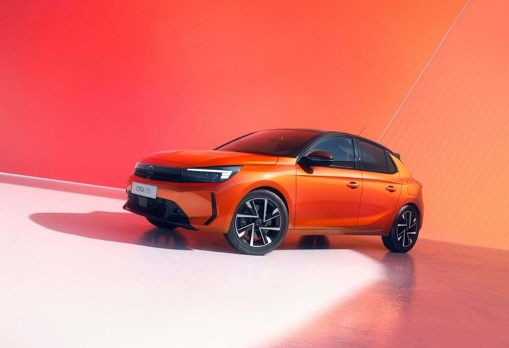 Opel Corsa Yes ganha nova cor com mais equipamento de série