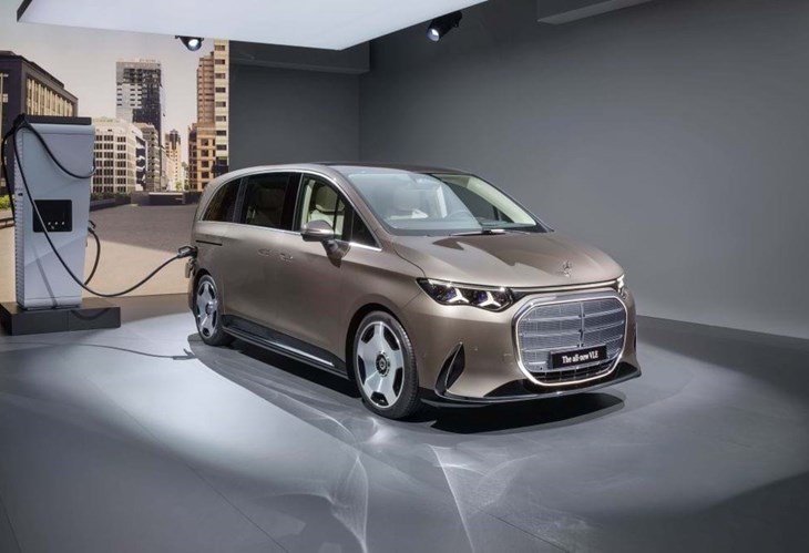 Mercedes-Benz VLE assume luxo do Classe S em formato XXL