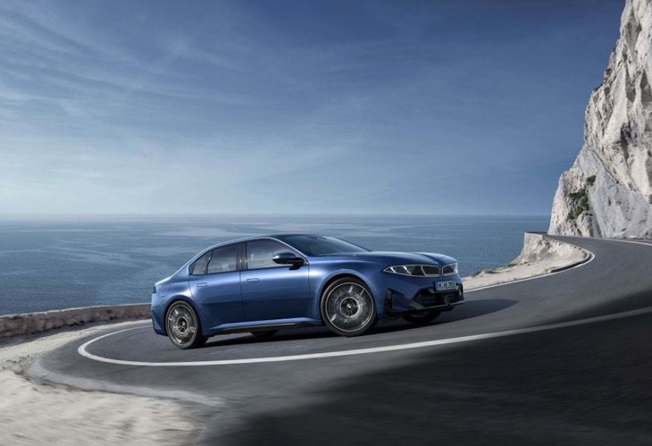 Revolução eléctrica: BMW i3 propõe 469 cv para 900 km de autonomia