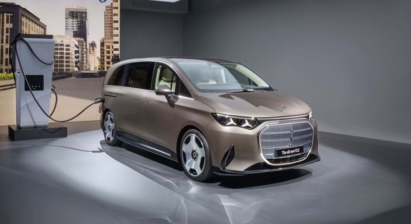 Mercedes-Benz VLE assume luxo do Classe S em formato XXL