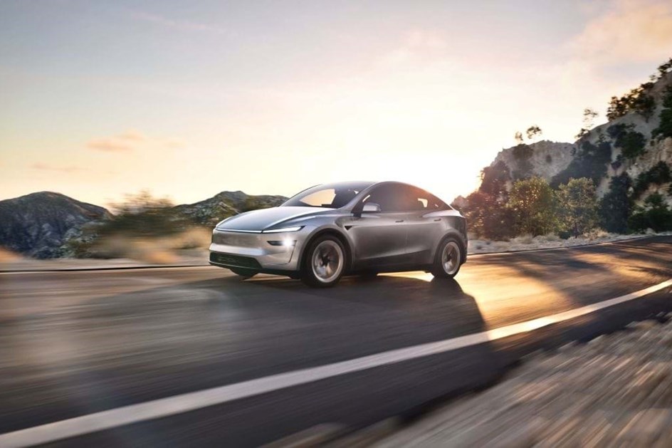 Tesla Model Y com sete lugares abre reservas; saiba quanto custa